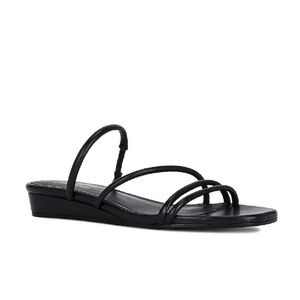NWT Seychelles Revolve Slide Sandals Strappy Minimalist Flat Rock Candy Black